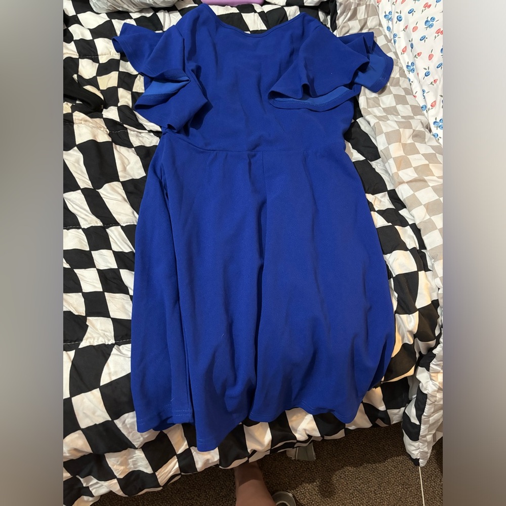 Dress flowy